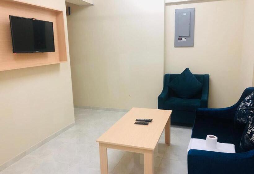 ３ベッドルームアパートメント, Season Inn
