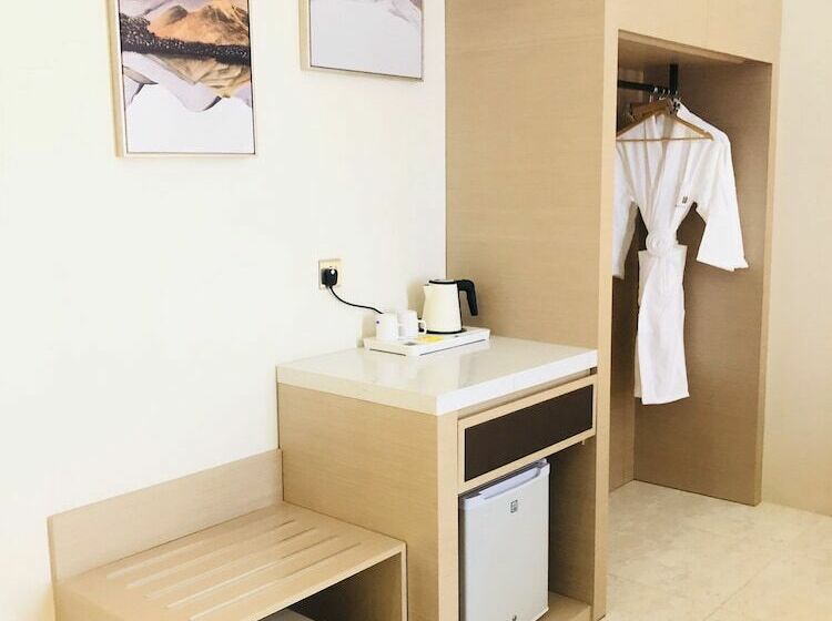 デラックスルーム, Season Inn