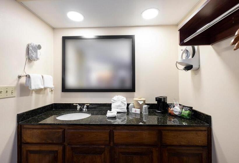 Люкс Кровать Кинг, Red Roof Inn & Suites Calhoun