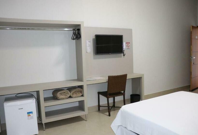 Номер Стандарт Трехместный, Escarpas Resort