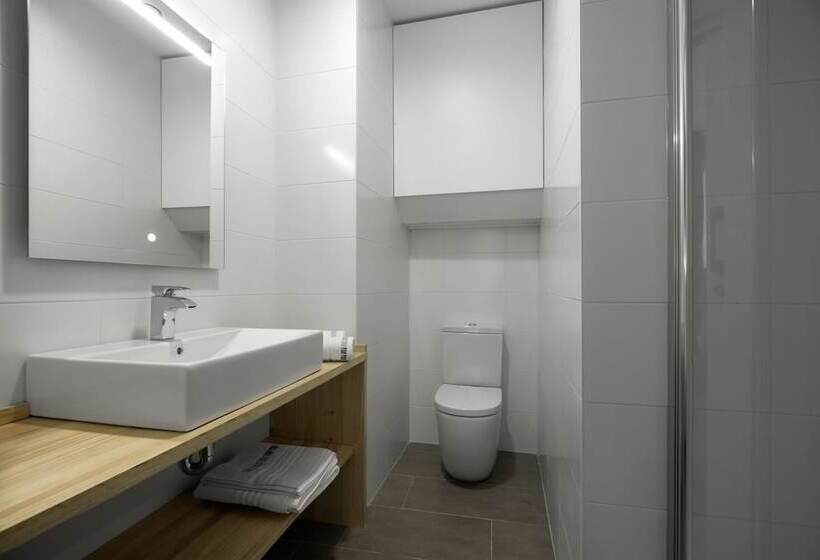 חדר סטנדרט מותאם לאדם עם מוגבלויות, Sansebastiánforyou 32 De Agosto Rooms