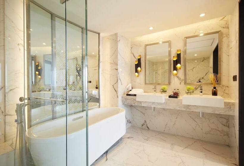 Suite, Health Land Resort & Spa