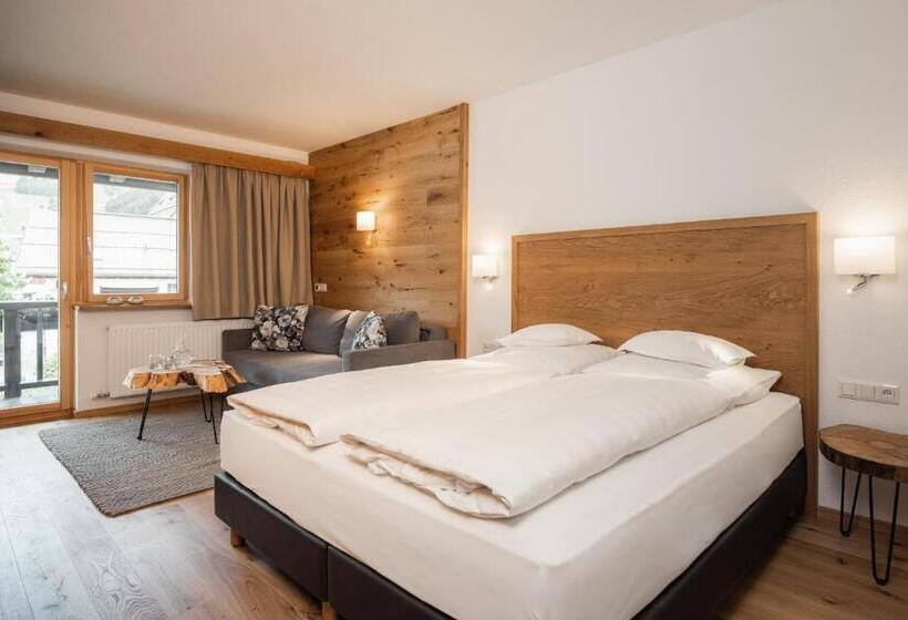 Estúdio Estandar com Sacada, Jochum Hotel Garni