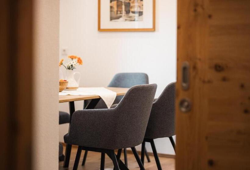 Апартаменты 1 Спальня с Балконом, Jochum Hotel Garni