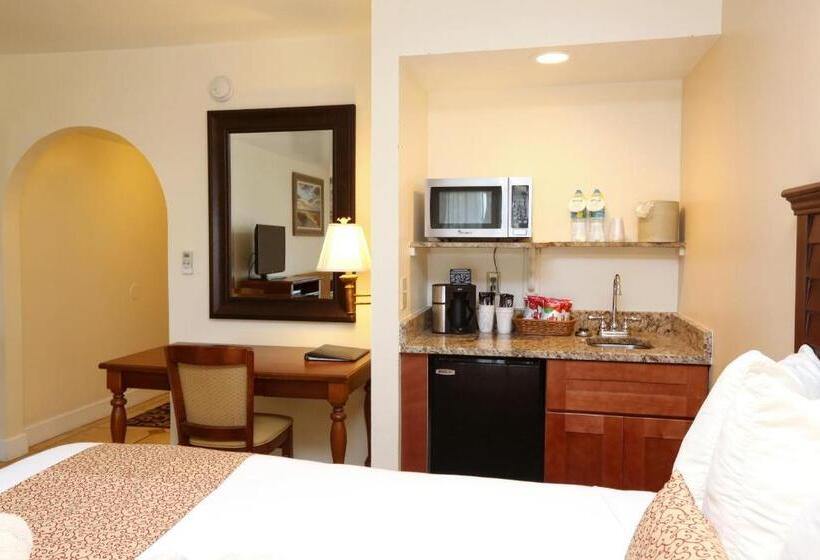 Номер Стандарт Внутренний, La Fiesta Ocean Inn & Suites