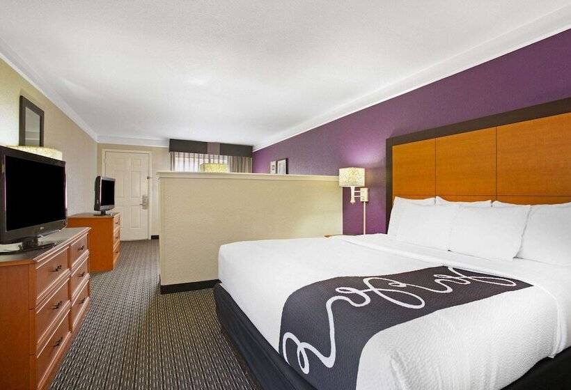 Номер Deluxe, La Quinta Inn By Wyndham San Marcos