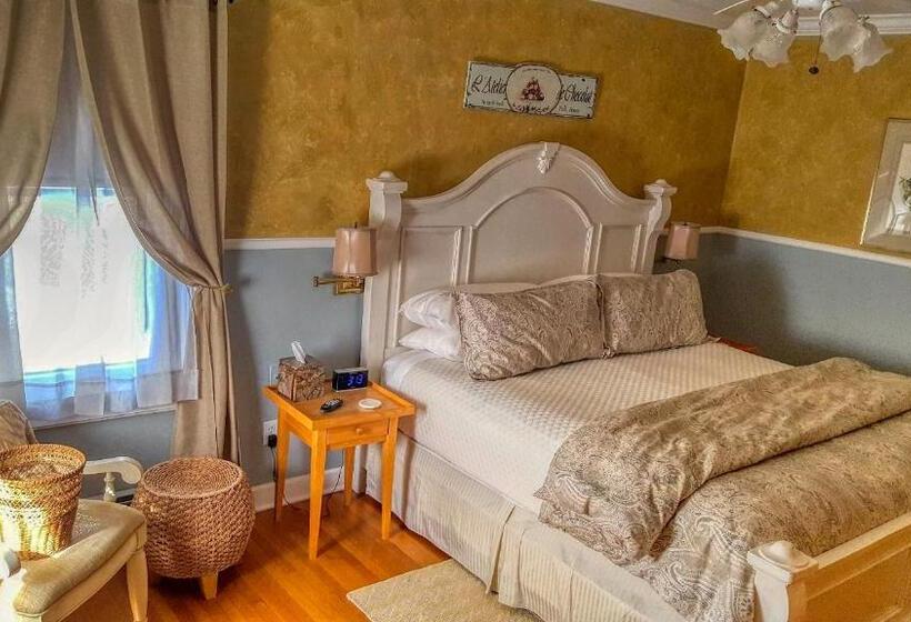 Номер Superior Кровать Кинг, Lilac Inn