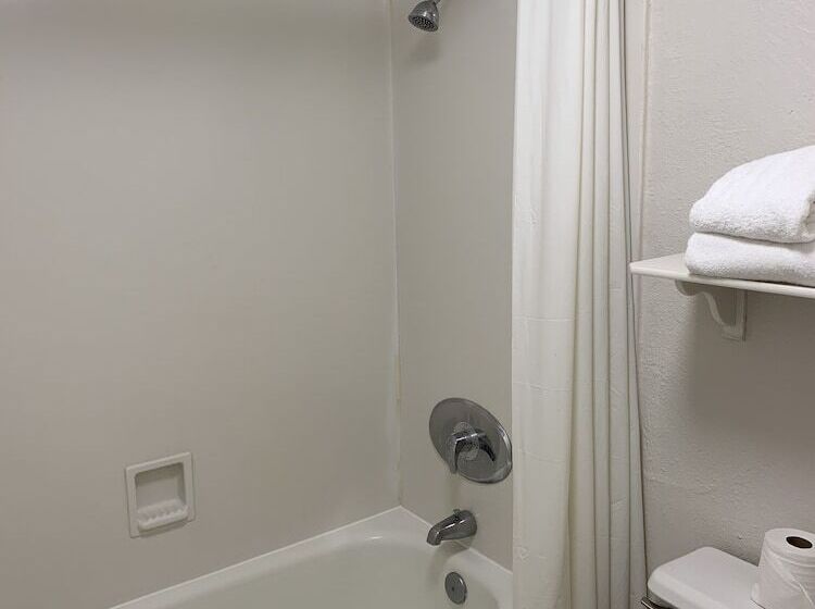 Номер Стандарт 2 Двуспальные Кровати, Travelodge By Wyndham Tuscaloosa