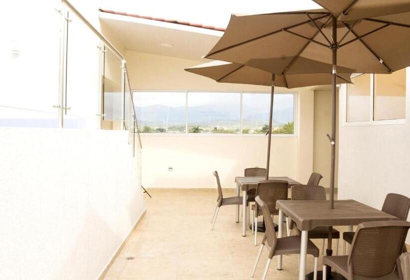 Люкс Кровать Кинг, Apartahotel Lion