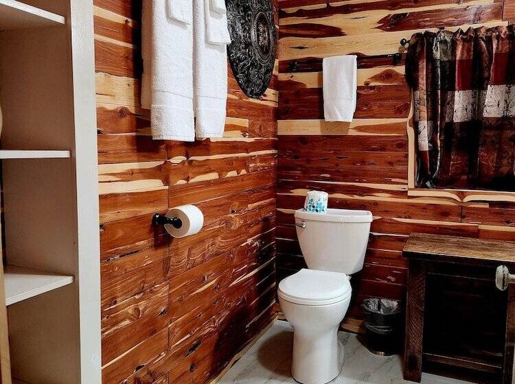 Номер Deluxe, Log Cabin Inn