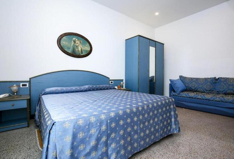 Номер Стандарт Трехместный, Villa Centa