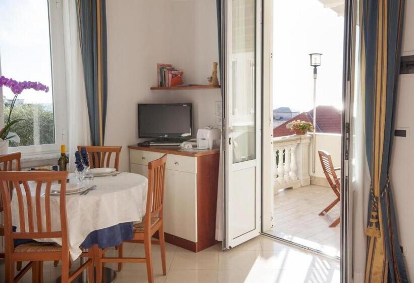 Апартаменты 1 Спальня, Villa Centa