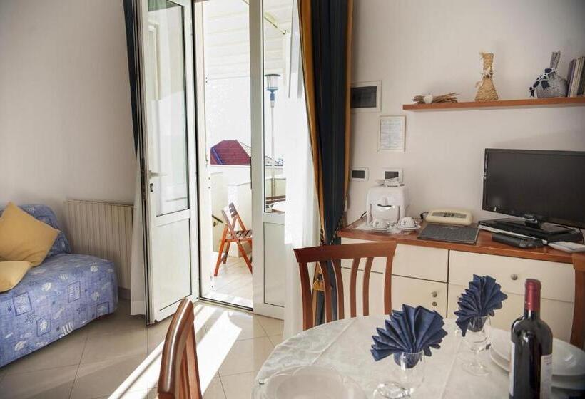 Апартаменты 1 Спальня, Villa Centa