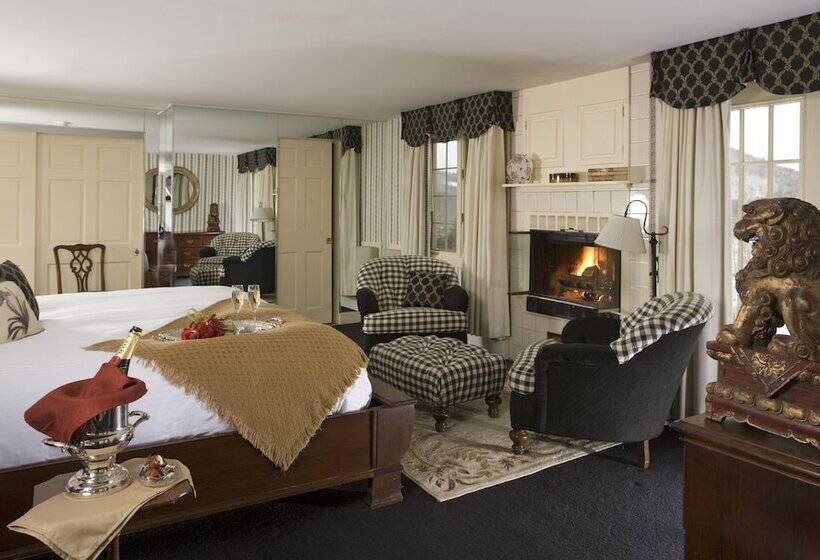 Номер Deluxe, The Manor On Golden Pond