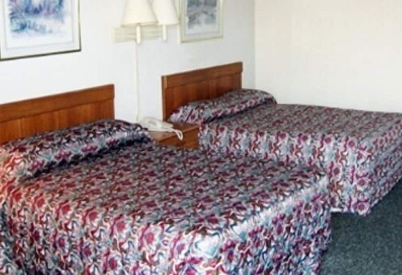 Номер Стандарт 2 Двуспальные Кровати, Mariann Travel Inn Scottsburg