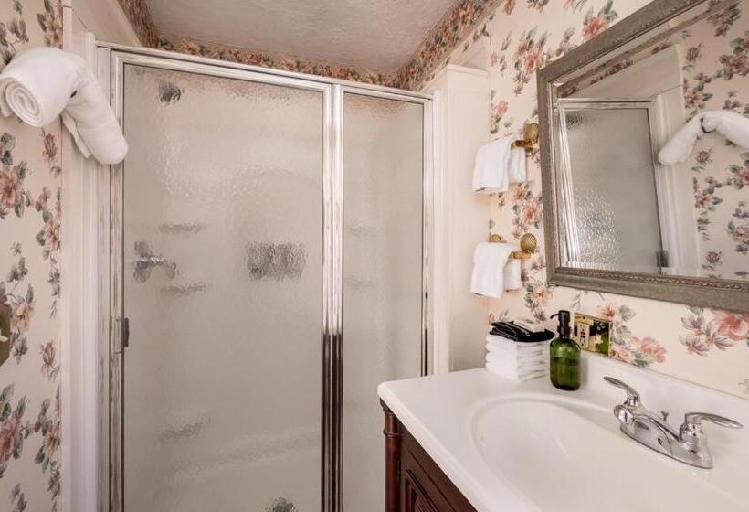 Quarto standard, Martin Hill Inn