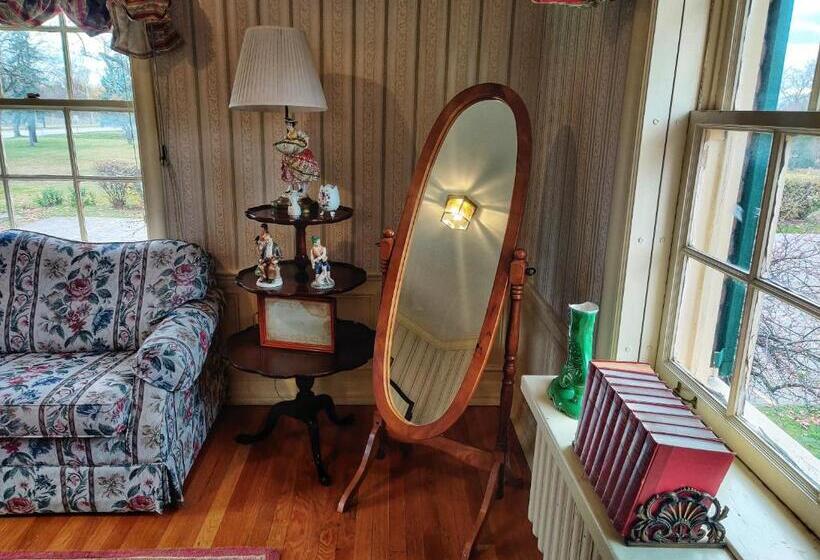 Студио Стандарт Кровать Кинг, Montague Inn Bed & Breakfast