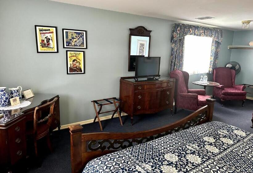 Люкс Deluxe Кровать Кинг, Montague Inn Bed & Breakfast