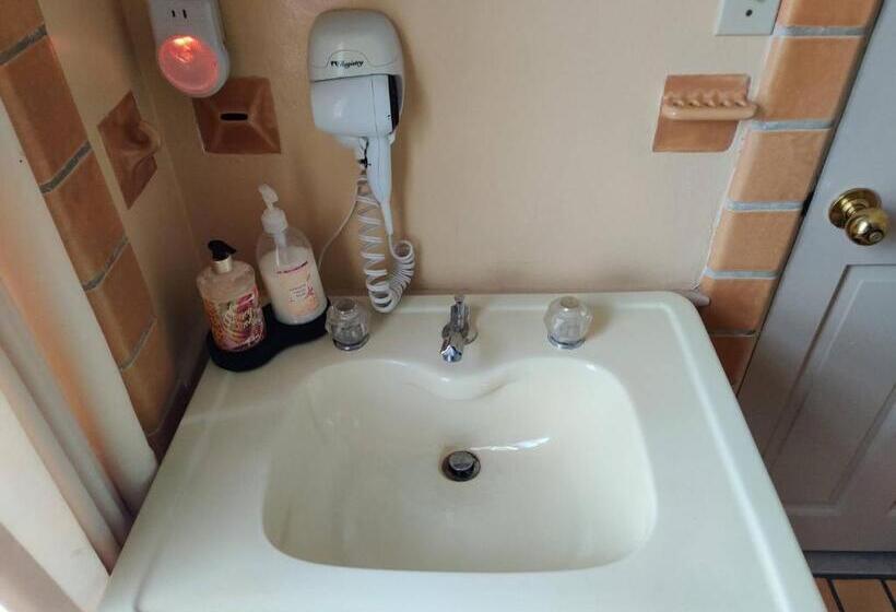 Люкс Кровать Кинг, Montague Inn Bed & Breakfast