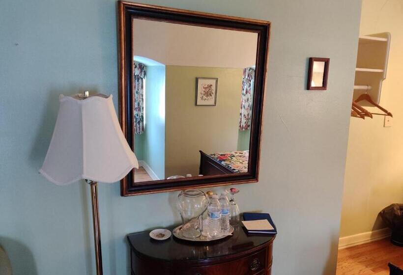 Люкс, Montague Inn Bed & Breakfast