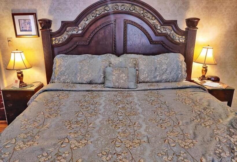 Люкс Deluxe Кровать Кинг, Montague Inn Bed & Breakfast