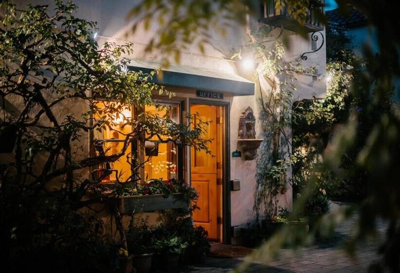 اتاق استاندارد با 2 تخت دوبل, Marina Motel