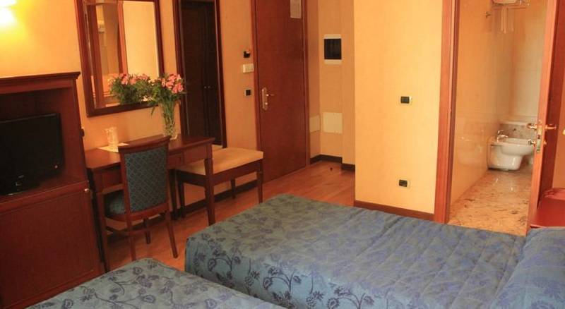 스탠다드 룸 킹사이즈 침대, Sleep Inn Geismar  Gonzales