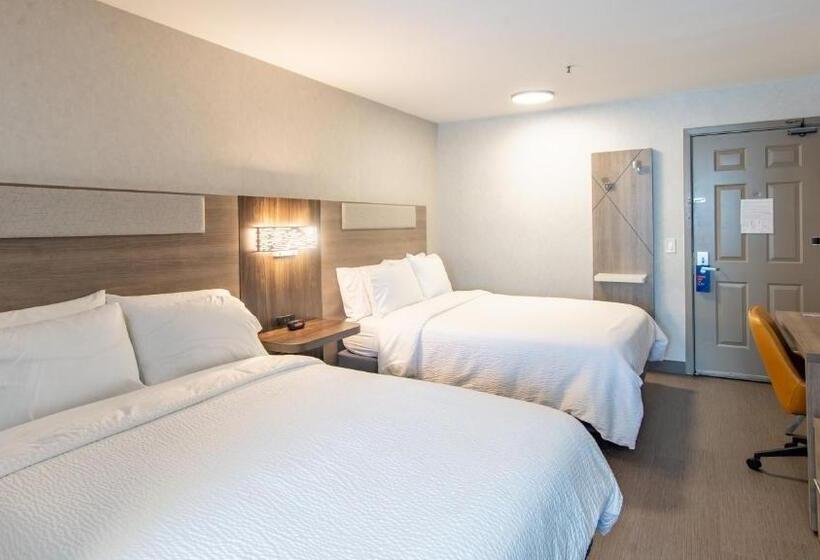 标准间, Holiday Inn Express Oakdale, An Ihg