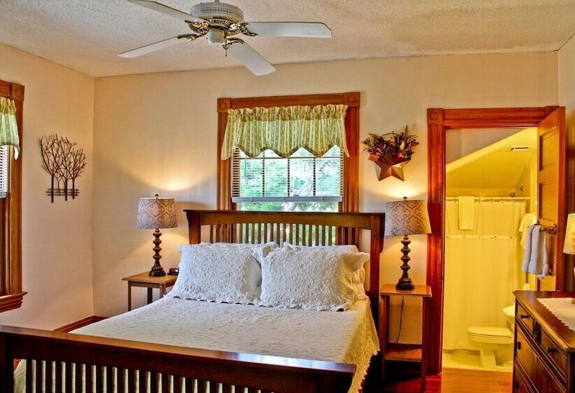 디럭스 룸, Night Swan Intracoastal B&b
