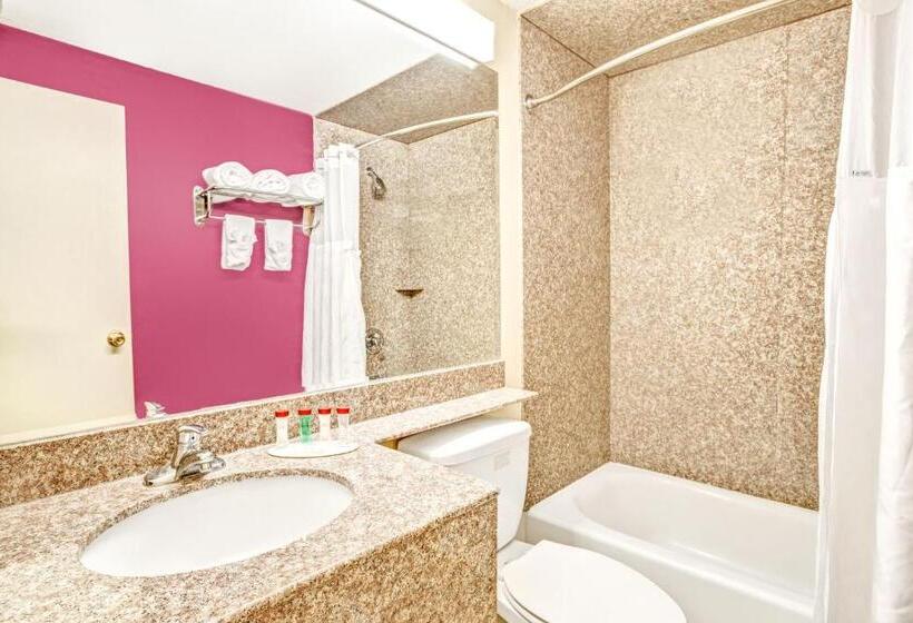 Стандартный Номер Кровать Кинг, Ramada By Wyndham Rockaway
