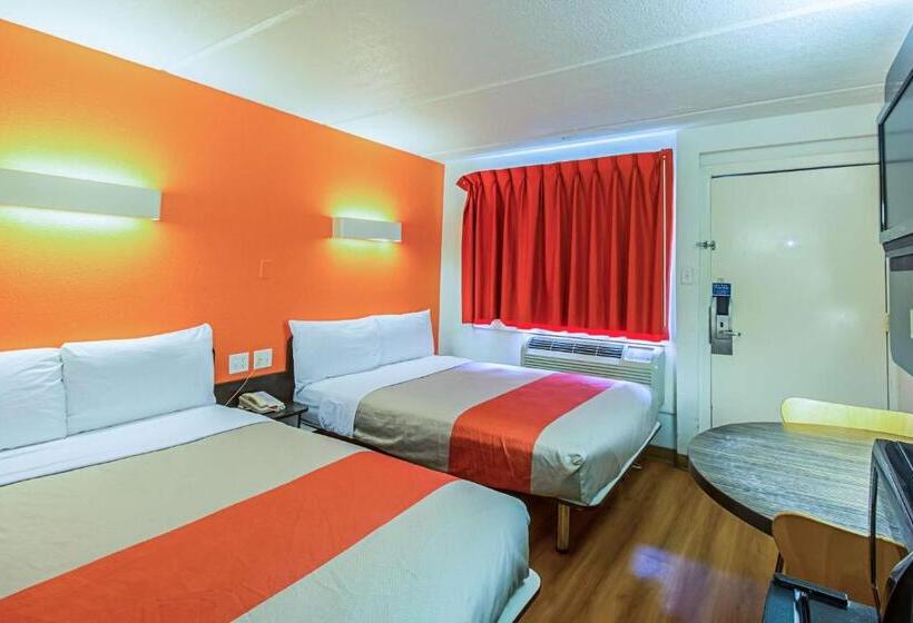Четырехместный Номер Стандарт, Ocean Inn South Padre Island