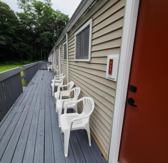 스탠다드 룸 킹사이즈 침대, Olde Tavern Motel And Inn   Cape Cod