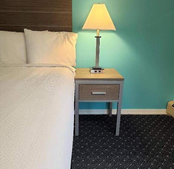 스탠다드 룸 킹사이즈 침대, Olde Tavern Motel And Inn   Cape Cod