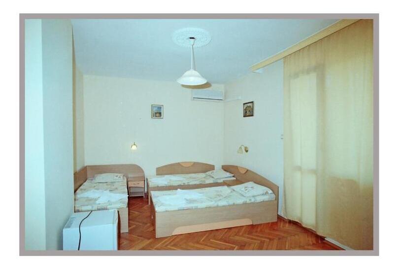Семейный Номер, Apart