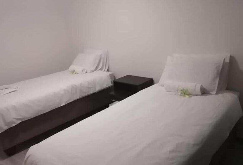 اتاق لوکس, K4 Bed And Breakfast