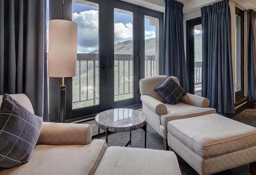 اتاق لوکس با تخت بزرگ, The Pines Lodge, A Rockresort