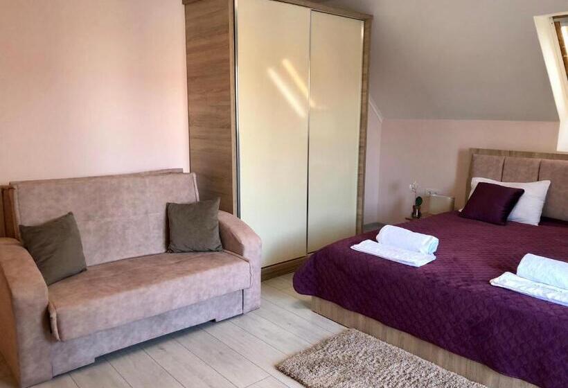 豪华三人间, Alenso Guesthouse