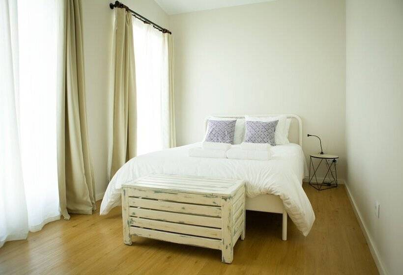 Номер Стандарт, The Holy Cow  Hostel & Suites