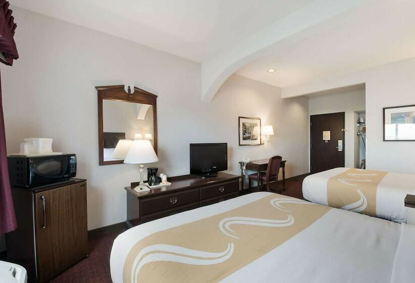 スイート, Quality Inn Grand Suites Bellingham