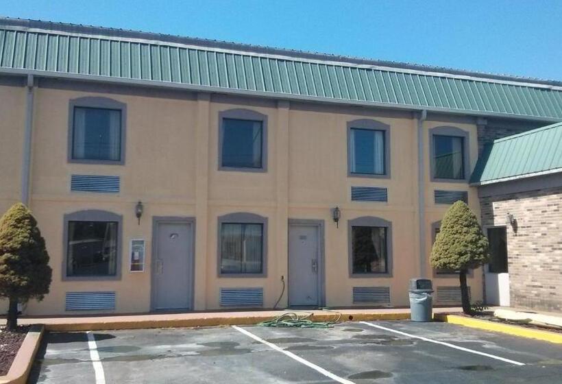 Семейный Номер, Quality Quarters Inn