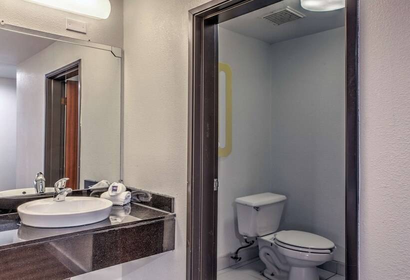 デラックススイート, Motel 6 Dallas, Tx  Northwest