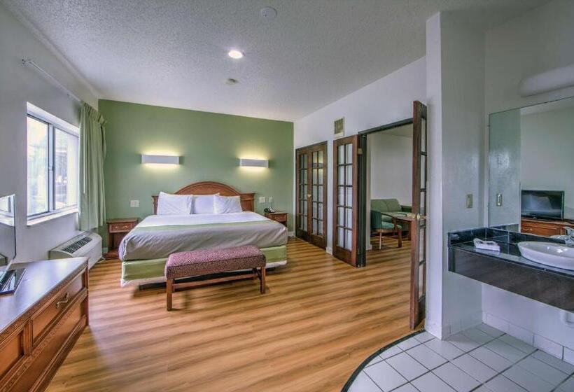 キングサイズベッドのスイートルーム, Motel 6 Dallas, Tx  Northwest