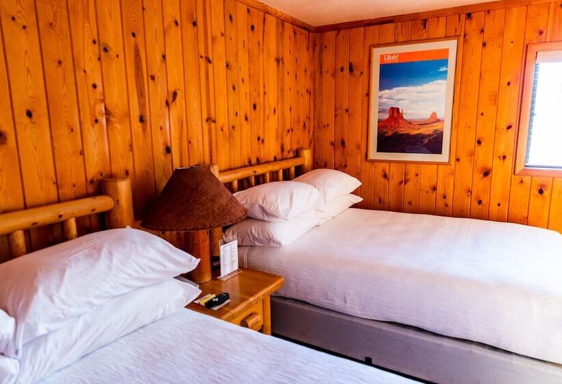 Номер Стандарт 2 Двуспальные Кровати, Red Stone Inn