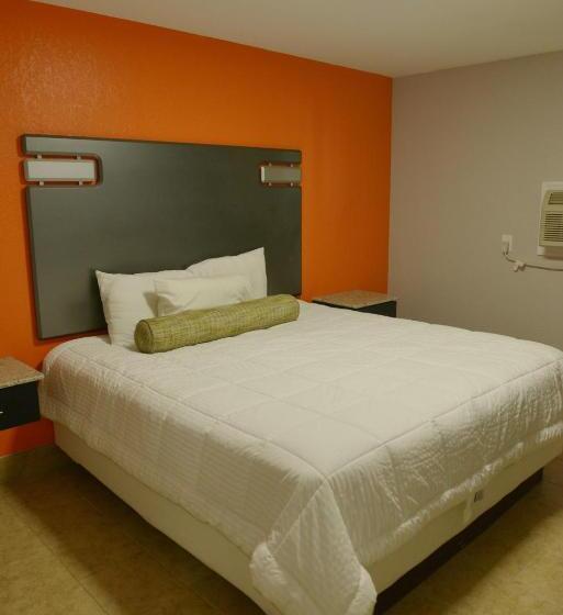 سوییت, Rodeway Inn & Suites Winter Haven Chain Of Lakes