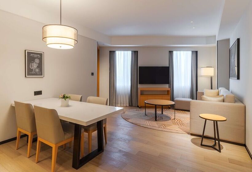 Люкс, Hyatt Place Changchun Jingyue