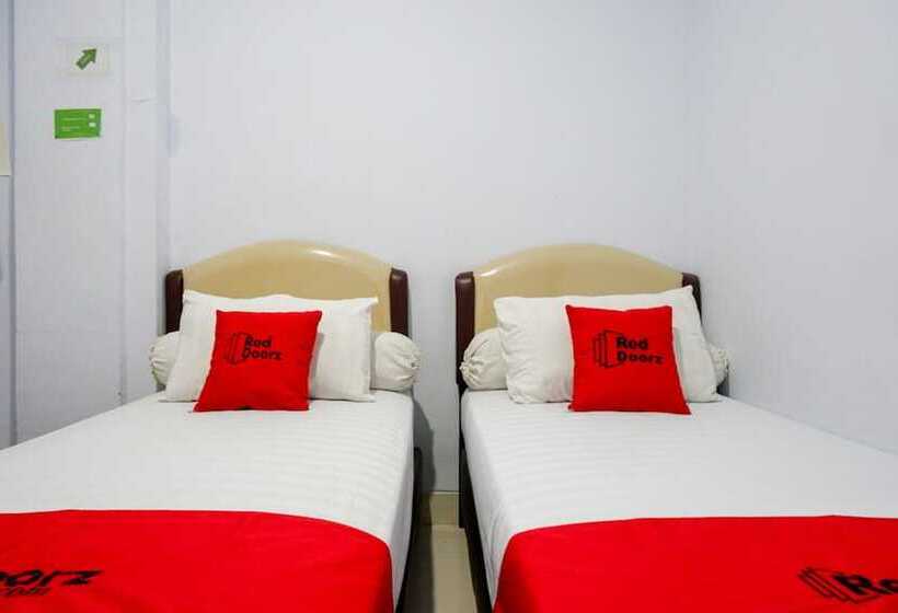 스탠다드 룸, Reddoorz @ Hotel Bravo Pantai Kamali Bau Bau