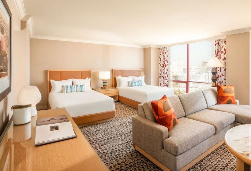 اتاق لوکس با چشم‌انداز, Rio Hotel & Casino, A Destination By Hyatt Hotel