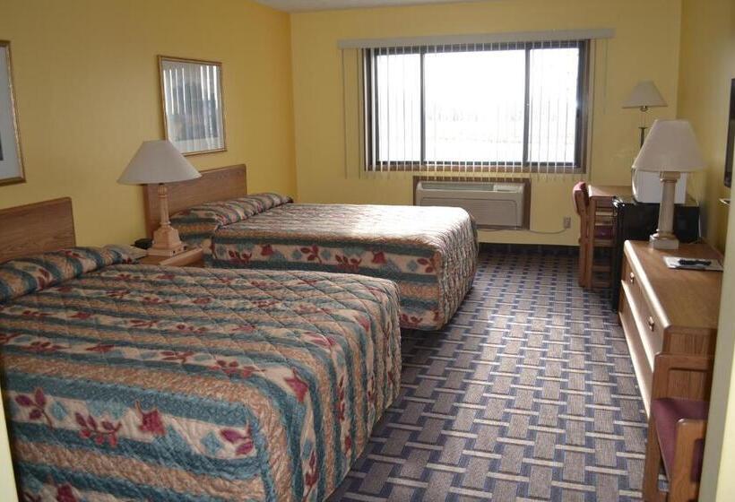 Номер Стандарт, Sky Lodge Inn & Suites  Delavan