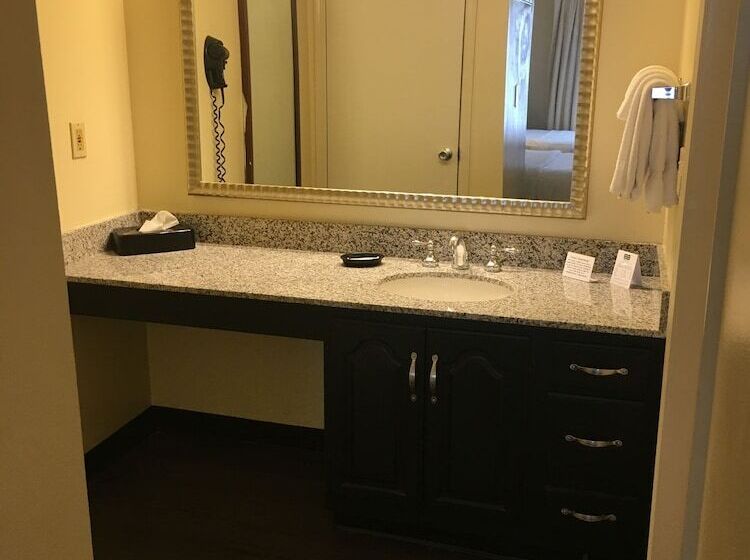 Люкс, Surestay Studio By Best Western Pensacola