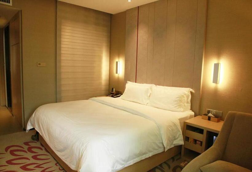 Номер Deluxe, Lavande Hotel Changsha Dong Tang
